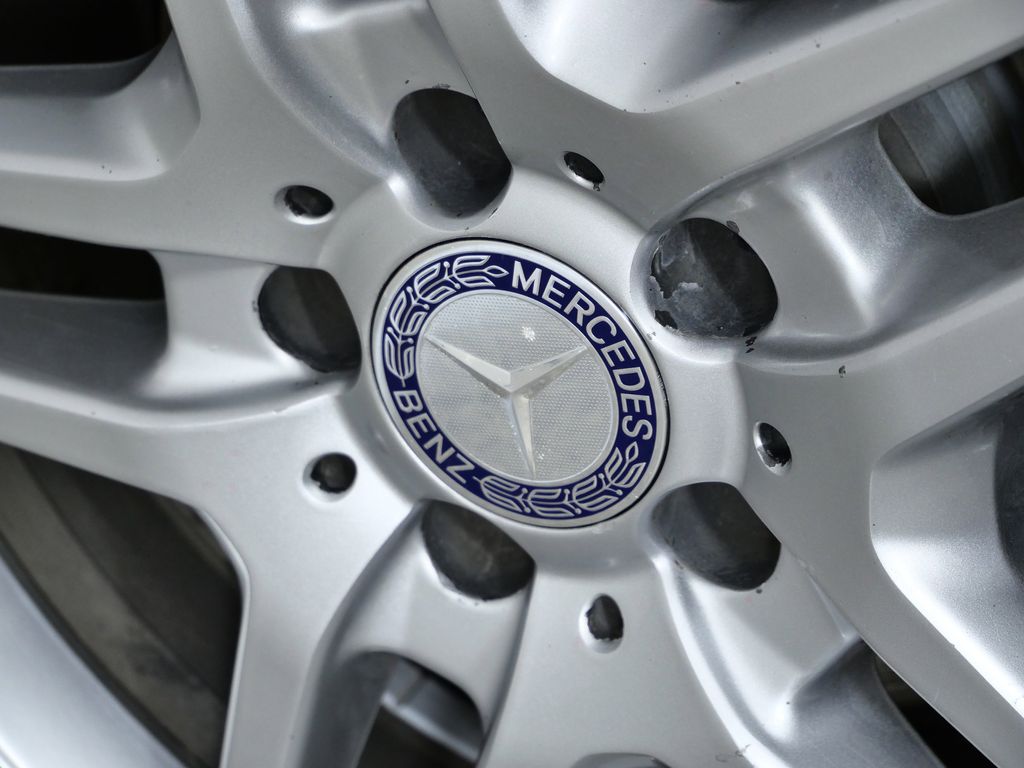 Thumbnail: 2014 Mercedes-Benz E-Class - 14