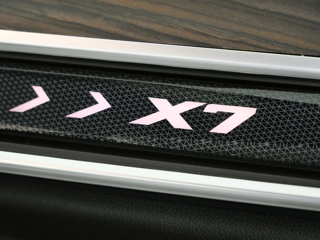 Thumbnail: 2026 BMW X7 - 26