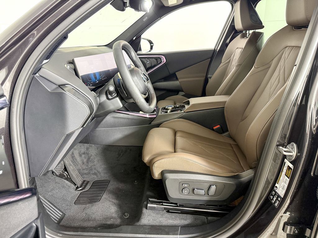 Thumbnail: 2025 BMW X3 - 31