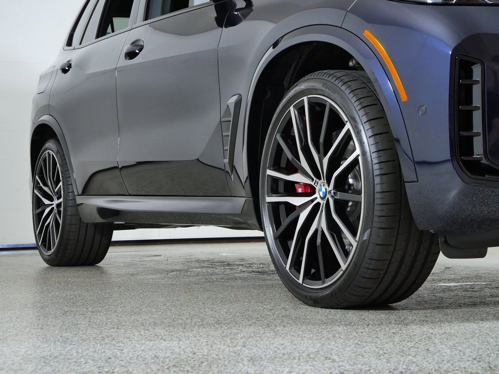 Thumbnail: 2026 BMW X5 - 6