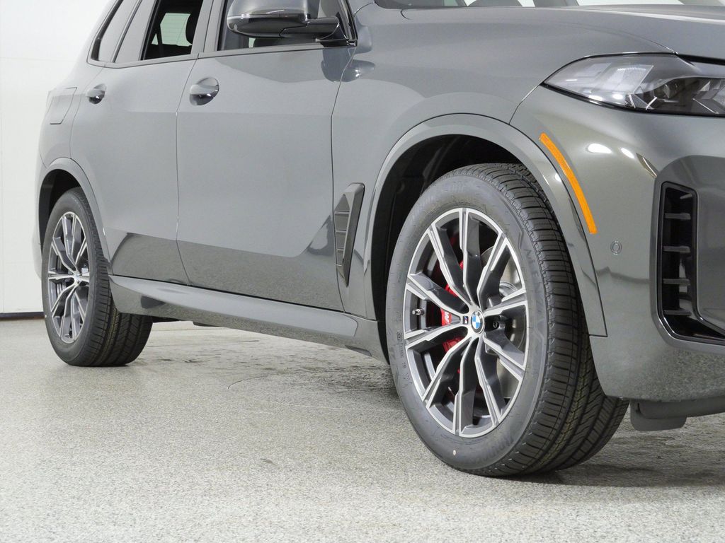 Thumbnail: 2026 BMW X5 - 6