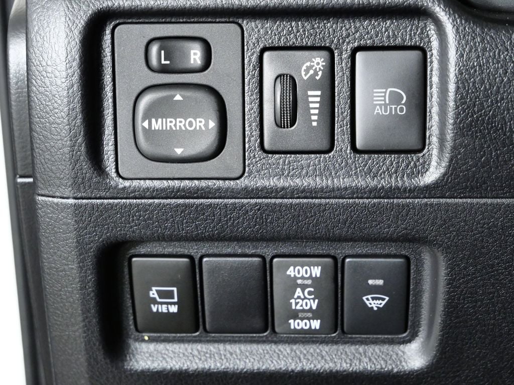 Thumbnail: 2022 Toyota 4Runner - 37