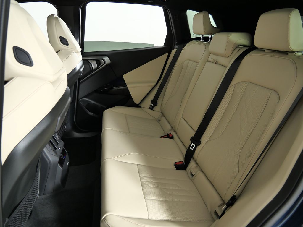 Thumbnail: 2026 BMW X3 - 32