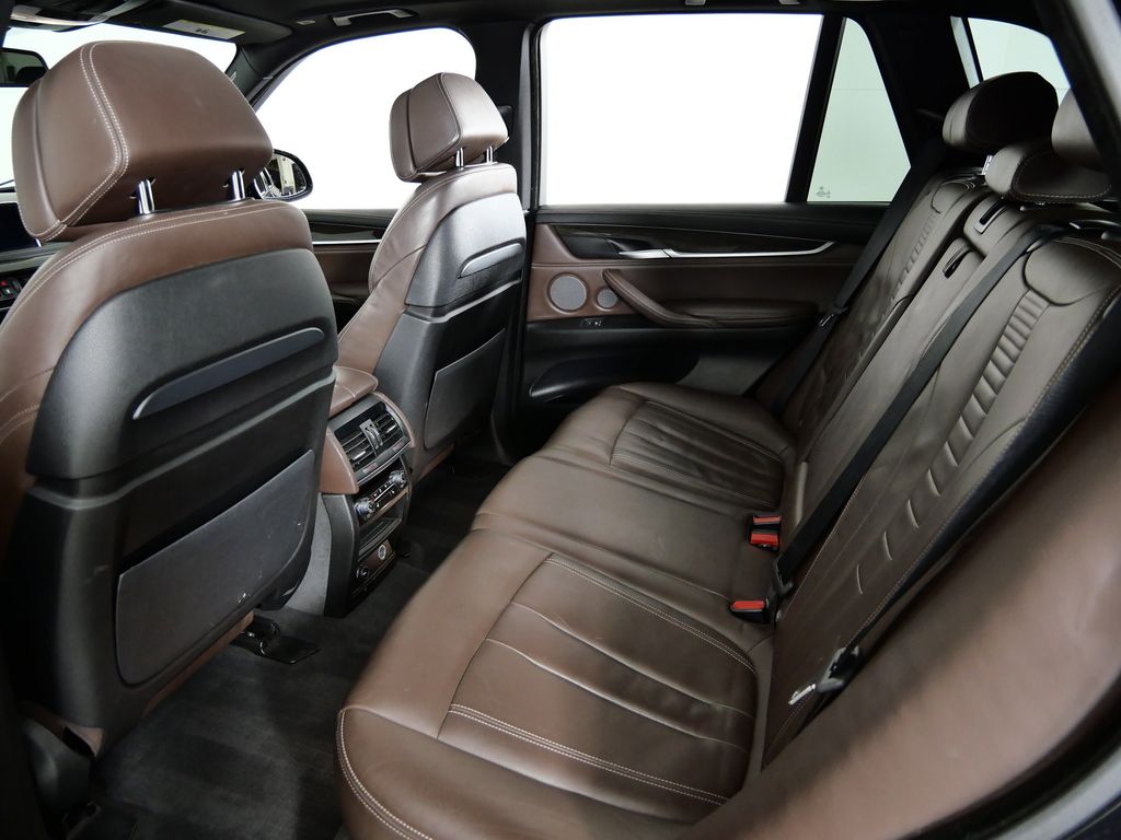 Thumbnail: 2016 BMW X5 - 32