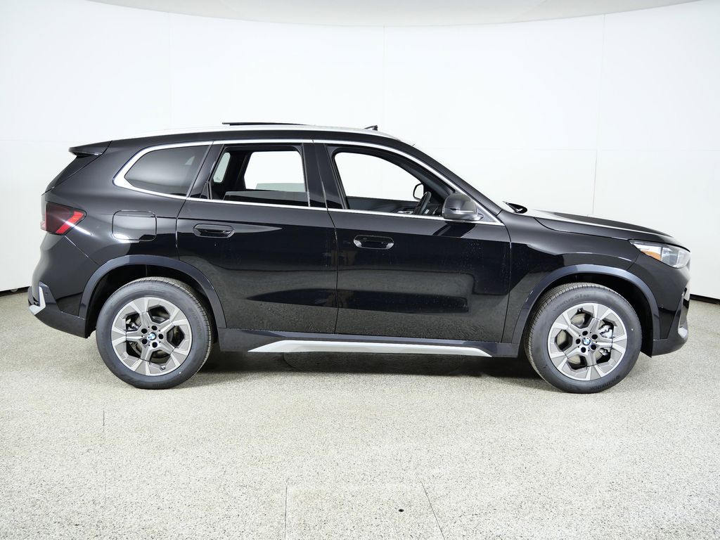 Thumbnail: 2026 BMW X1 - 8