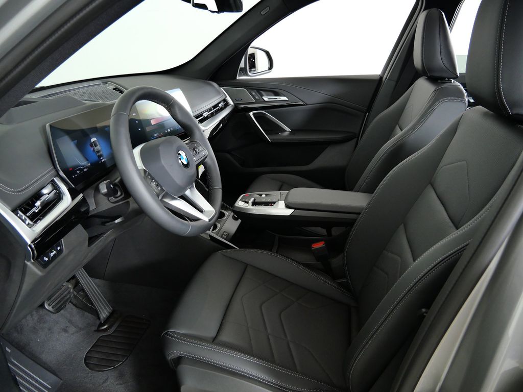 Thumbnail: 2026 BMW X1 - 32