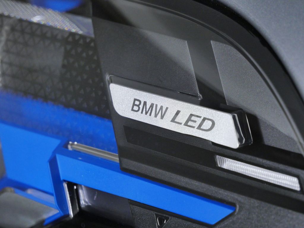 Thumbnail: 2026 BMW X5 - 4