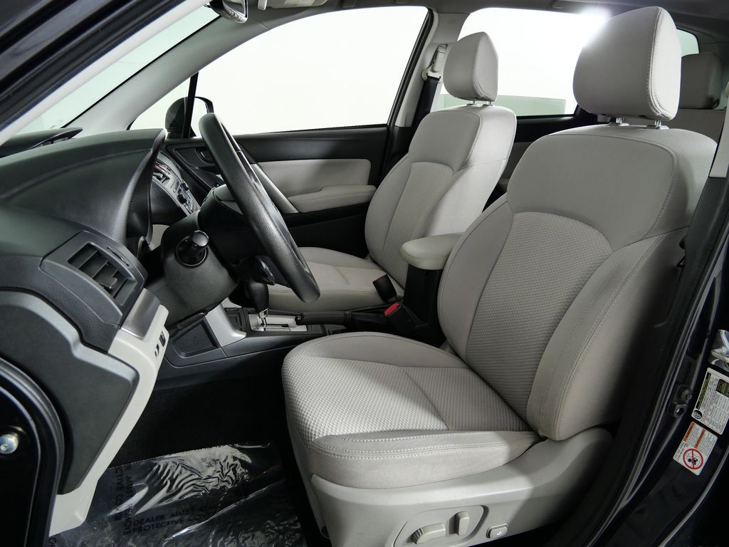 Thumbnail: 2015 Subaru Forester - 33