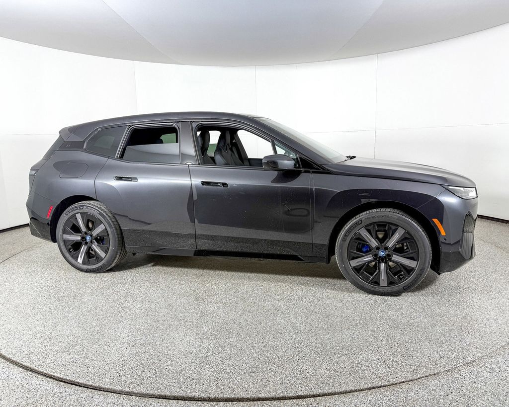 2025 BMW iX xDrive50 3