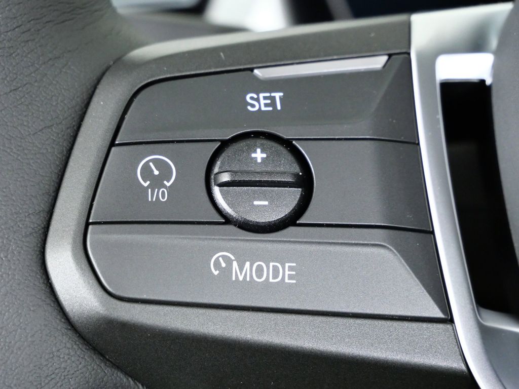 Thumbnail: 2026 BMW X1 - 40