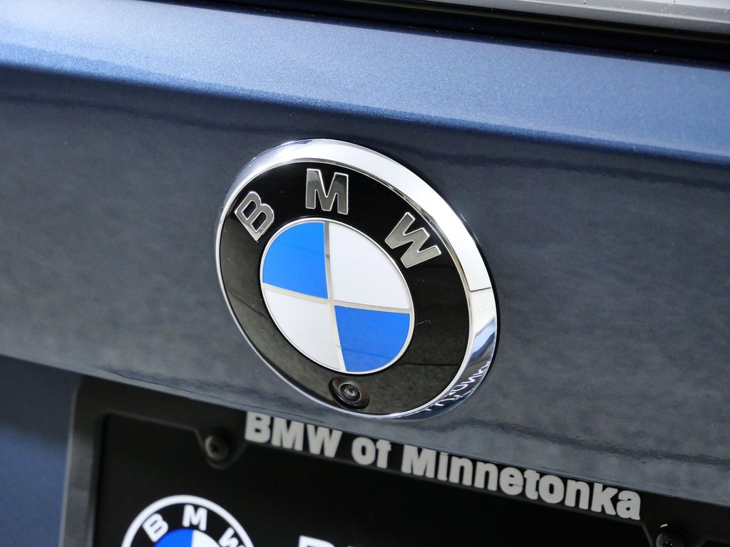 Thumbnail: 2025 BMW 4 Series - 14