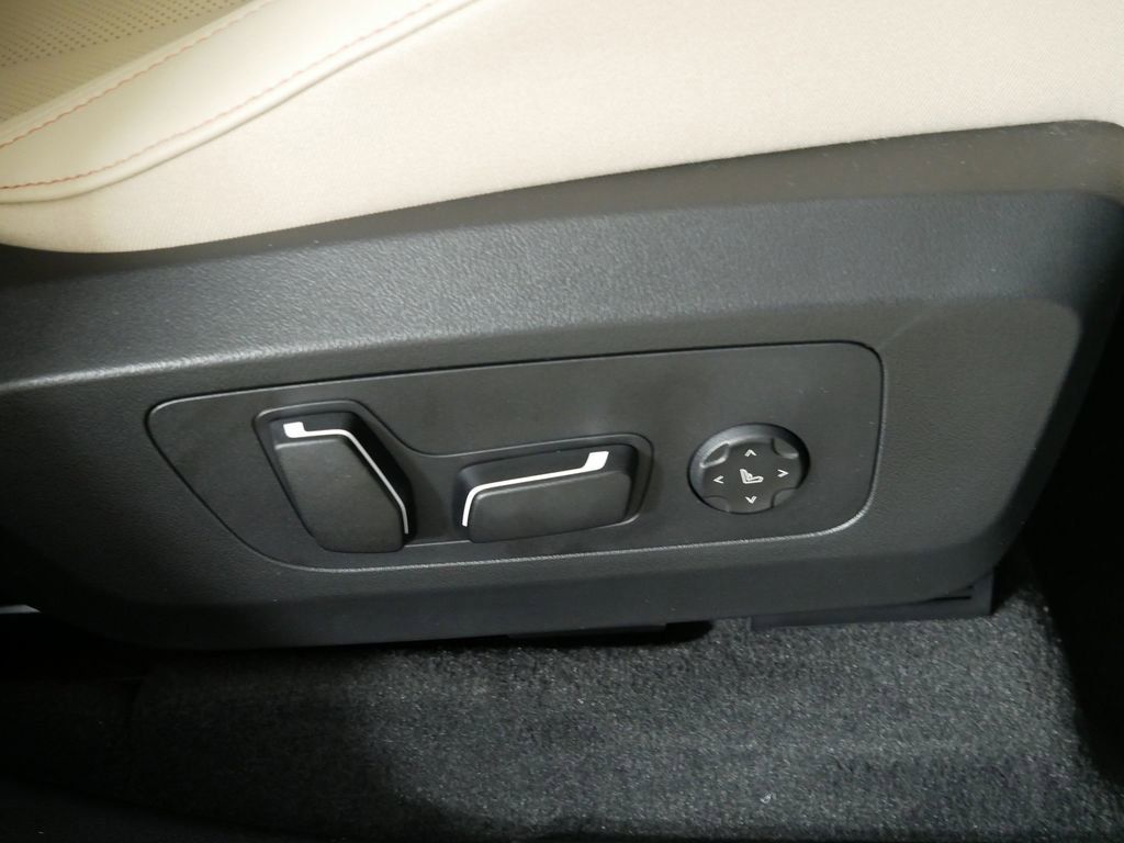 Thumbnail: 2025 BMW X3 - 24