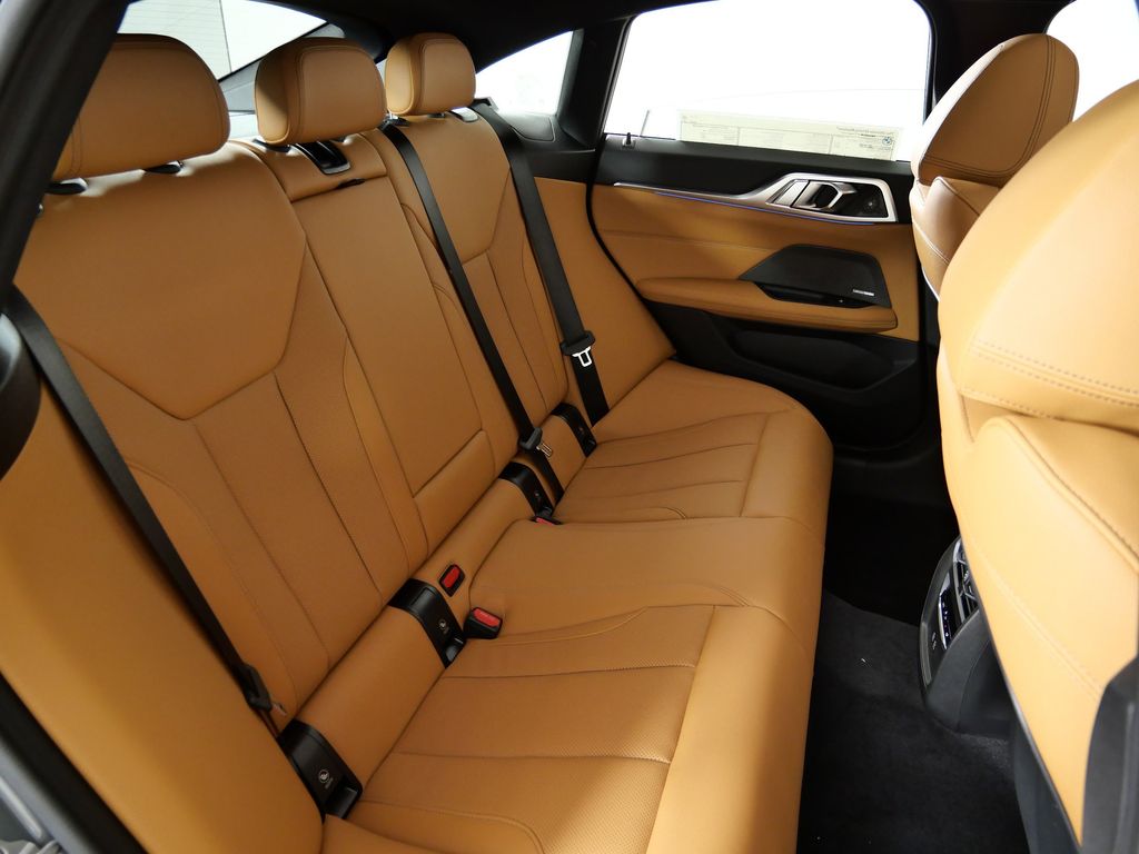 Thumbnail: 2026 BMW i4 - 26