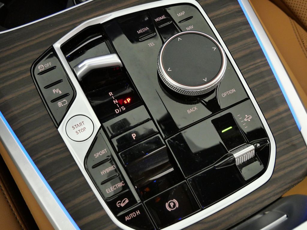 Thumbnail: 2025 BMW X5 - 49