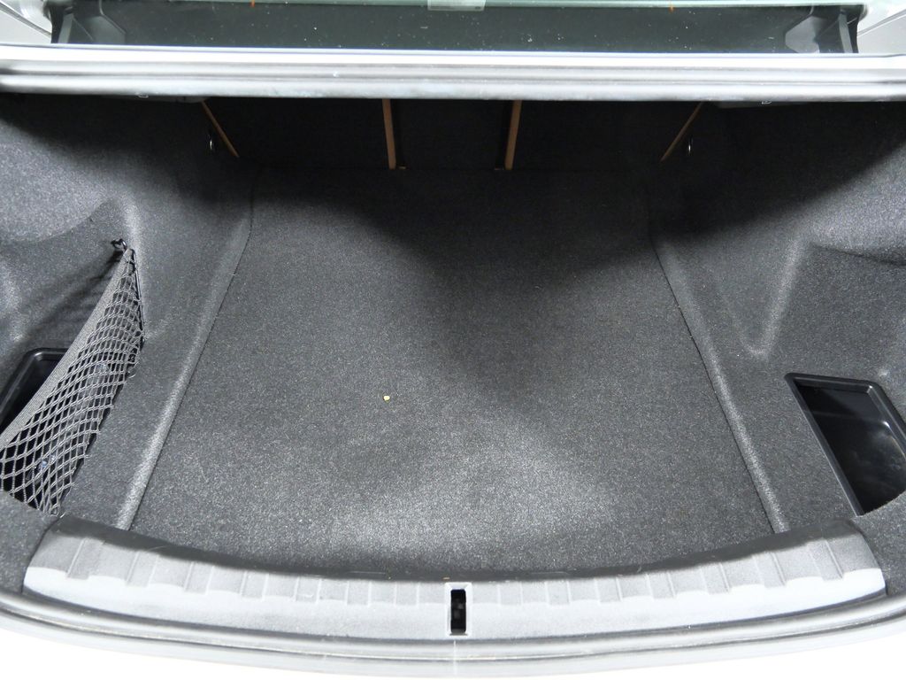 Thumbnail: 2023 BMW 3 Series - 32