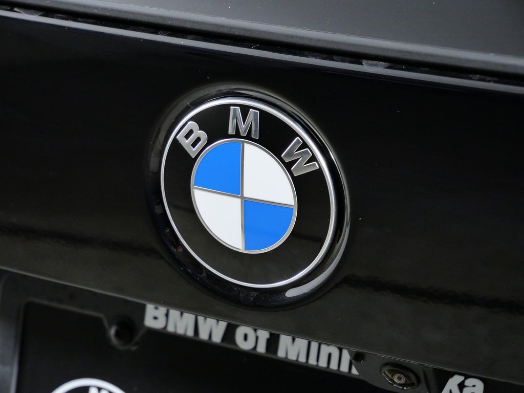 Thumbnail: 2026 BMW X1 - 11