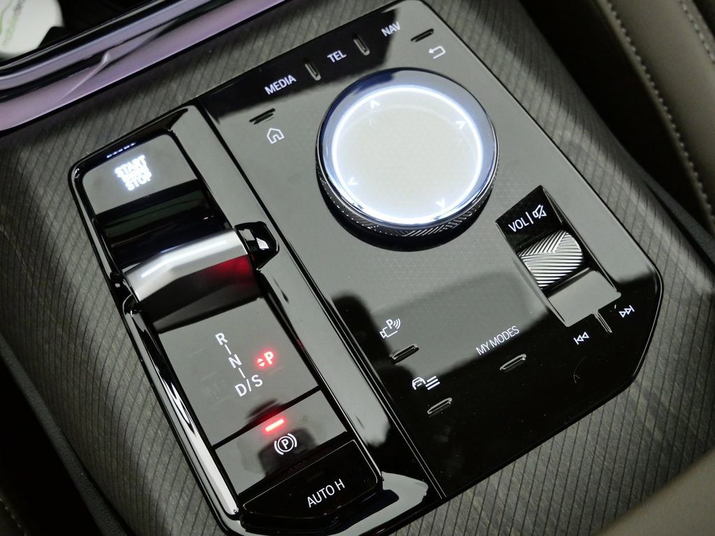 Thumbnail: 2026 BMW X3 - 49