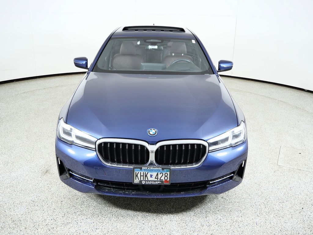 Thumbnail: 2023 BMW 5 Series - 20