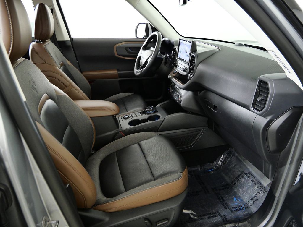 Thumbnail: 2021 Ford Bronco Sport - 20