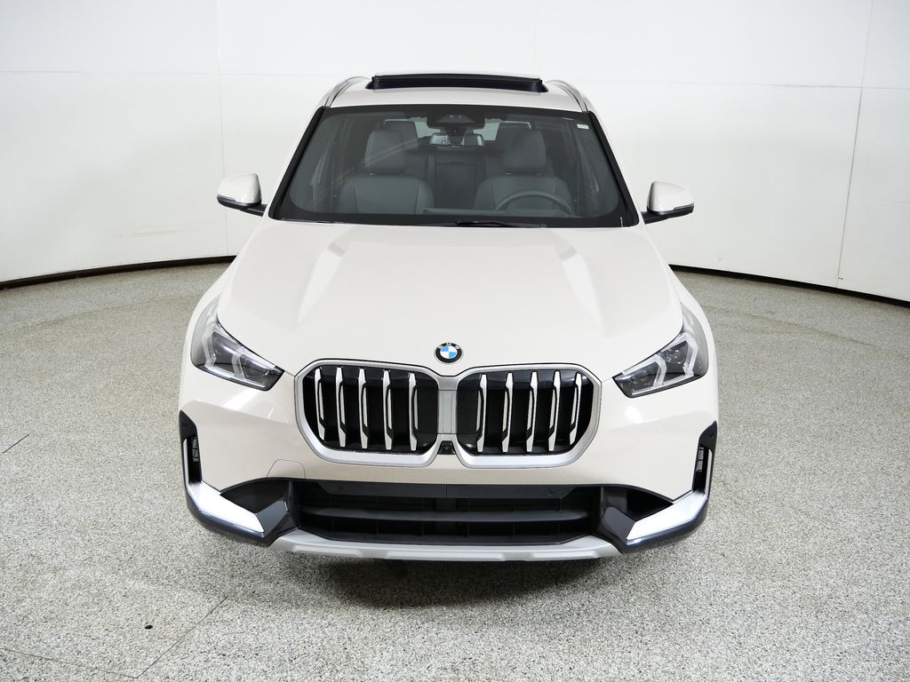 Thumbnail: 2026 BMW X1 - 17
