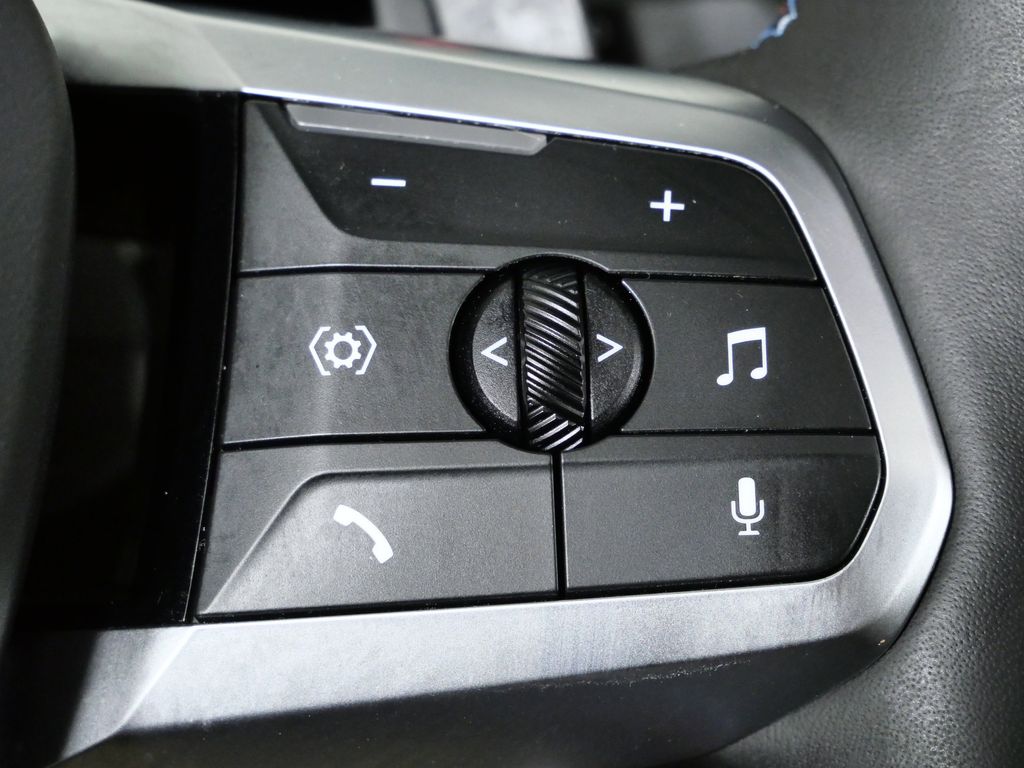 Thumbnail: 2025 BMW 2 Series - 44