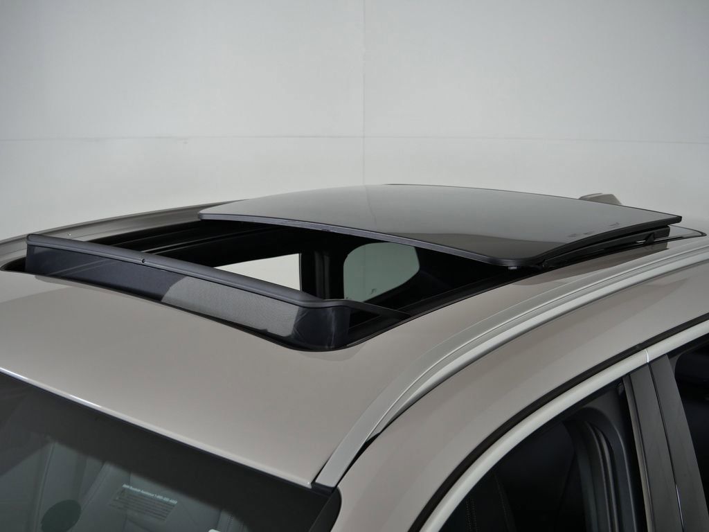 Thumbnail: 2026 BMW X1 - 20