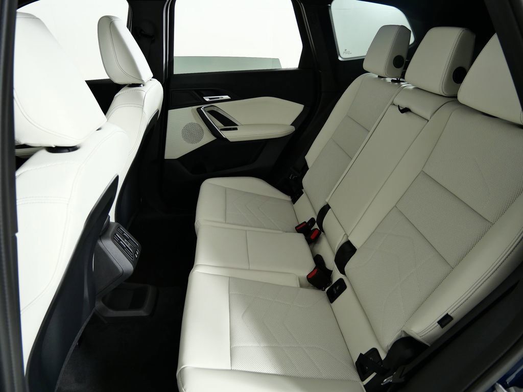 Thumbnail: 2026 BMW X1 - 33