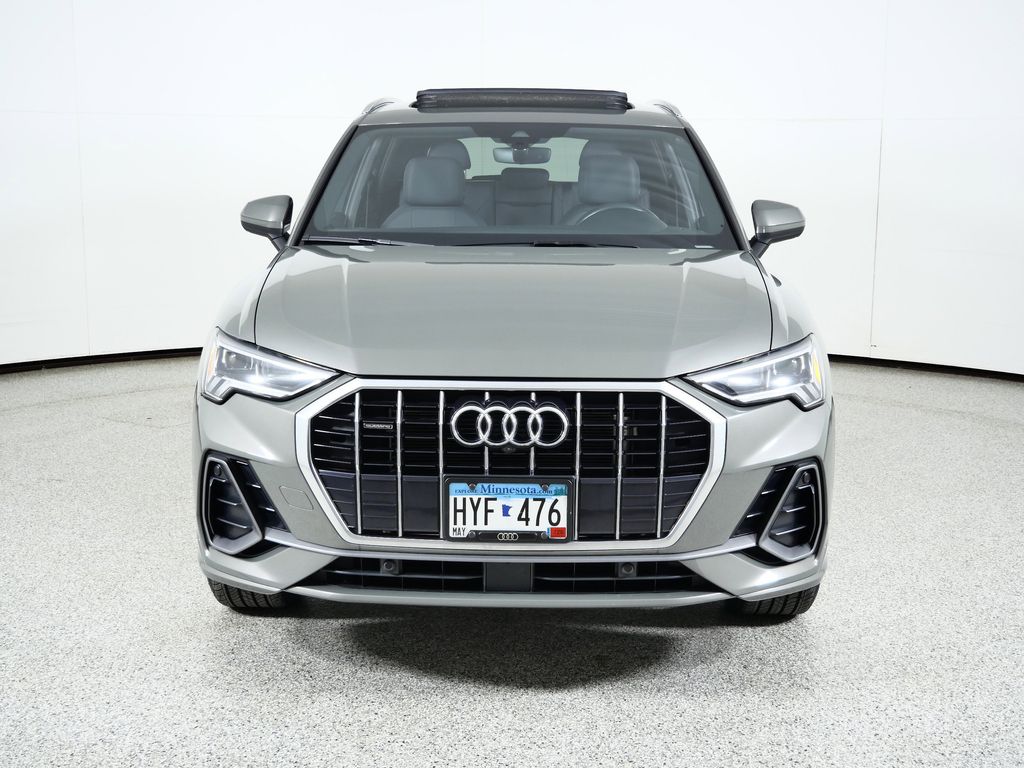 Thumbnail: 2022 Audi Q3 - 3