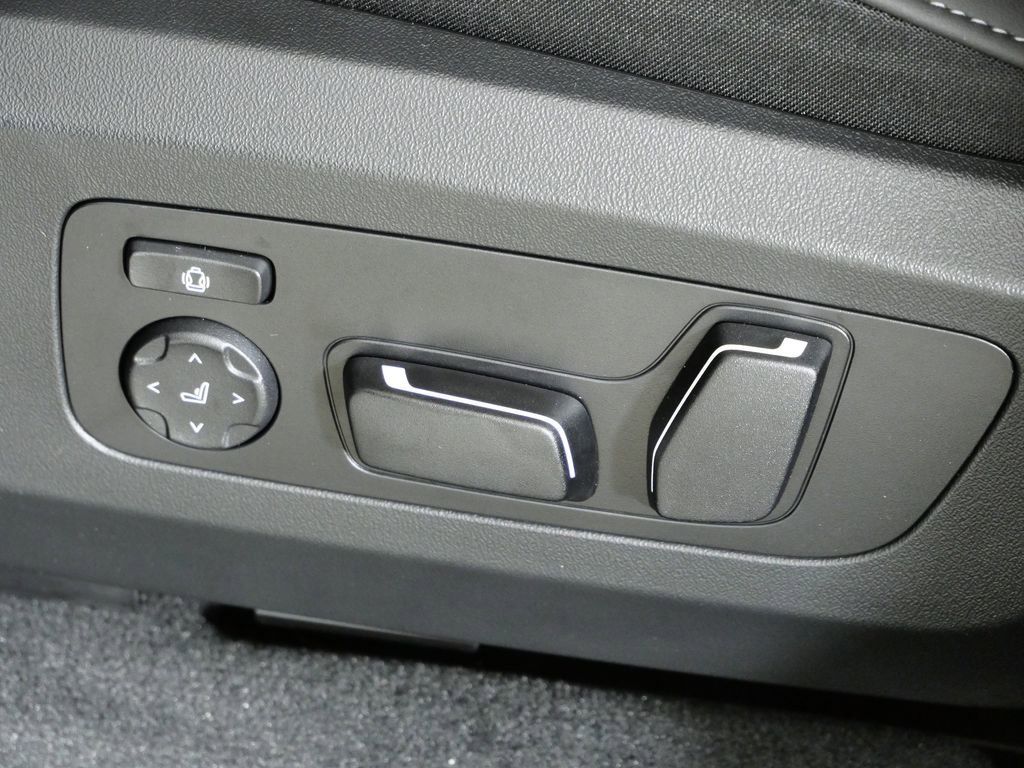 Thumbnail: 2026 BMW X3 - 40