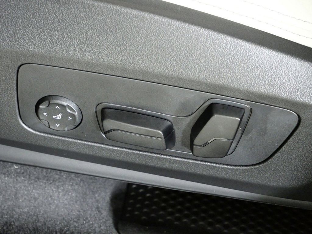 Thumbnail: 2026 BMW X1 - 38