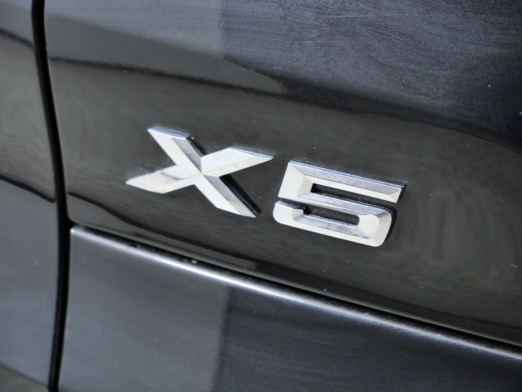 Thumbnail: 2026 BMW X5 - 13