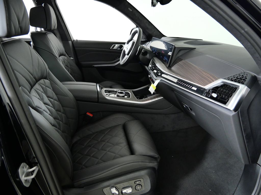 Thumbnail: 2026 BMW X5 - 20