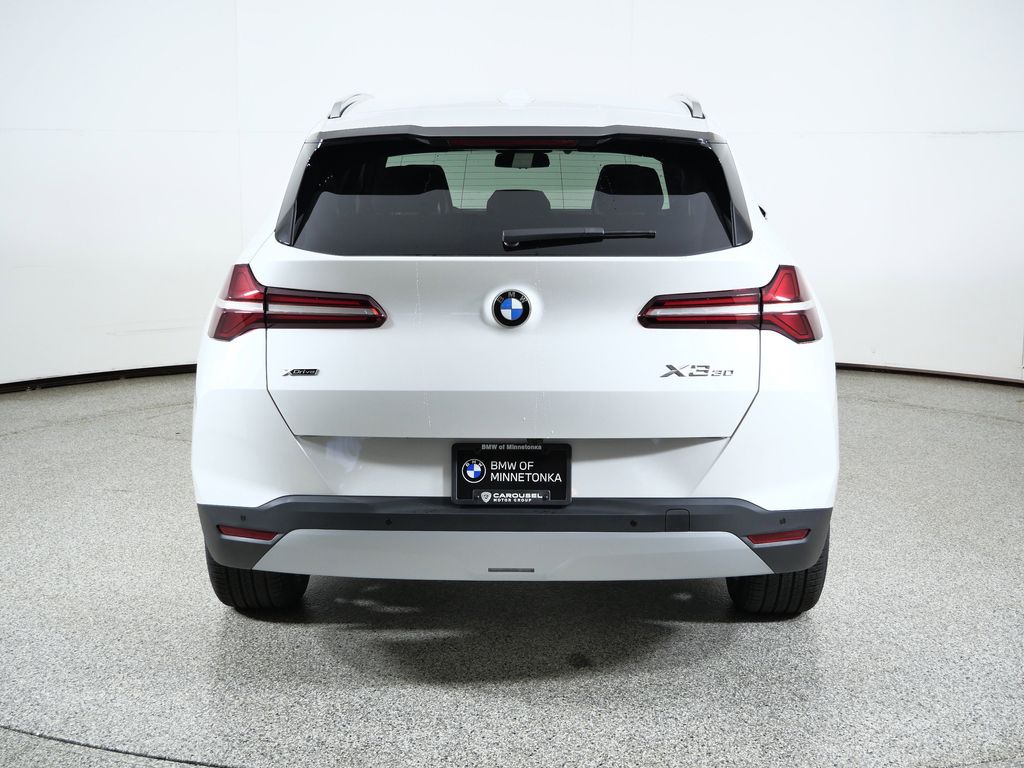 Thumbnail: 2026 BMW X3 - 10