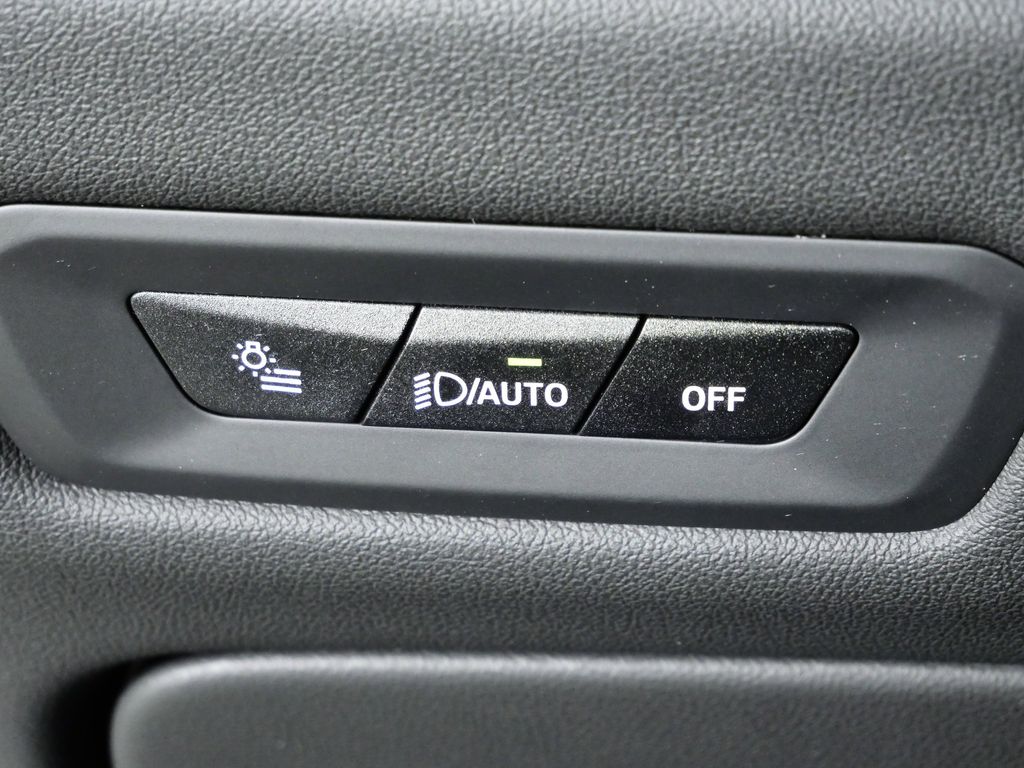 Thumbnail: 2026 BMW X5 - 40