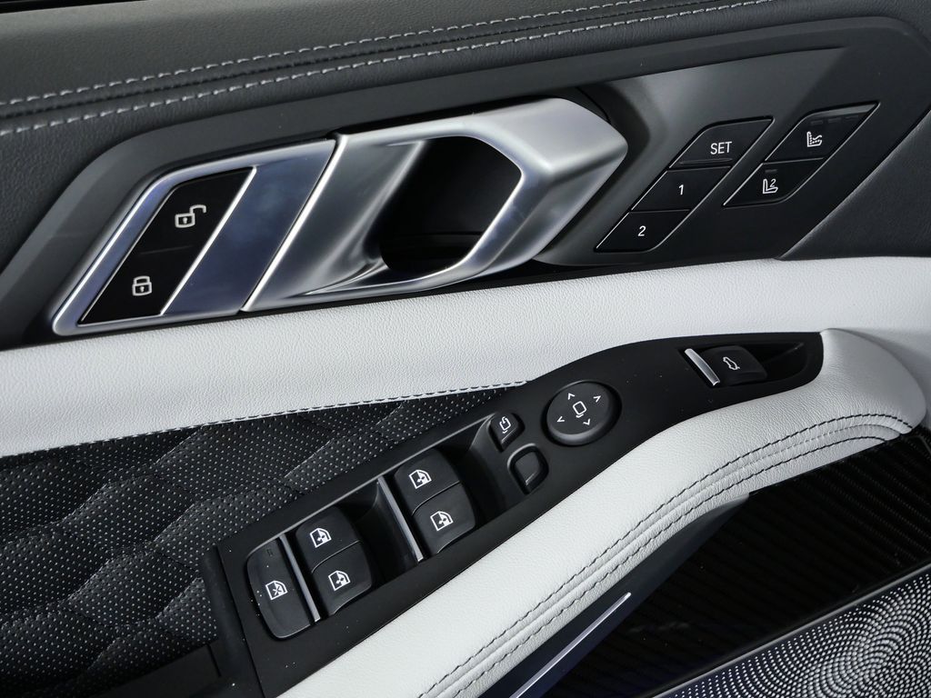 Thumbnail: 2026 BMW X5 - 37