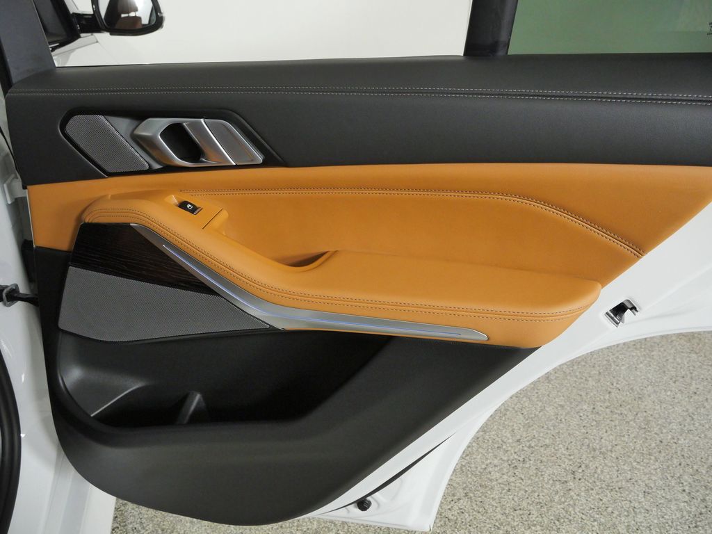 Thumbnail: 2026 BMW X5 - 25