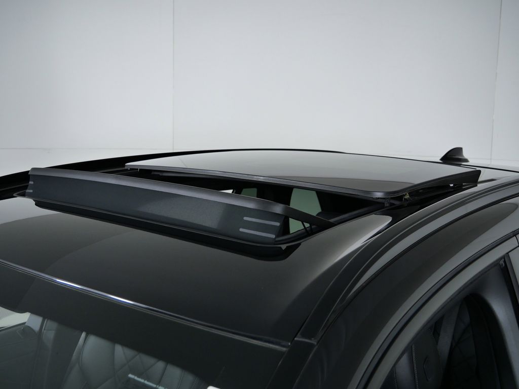 Thumbnail: 2023 BMW X5 - 22