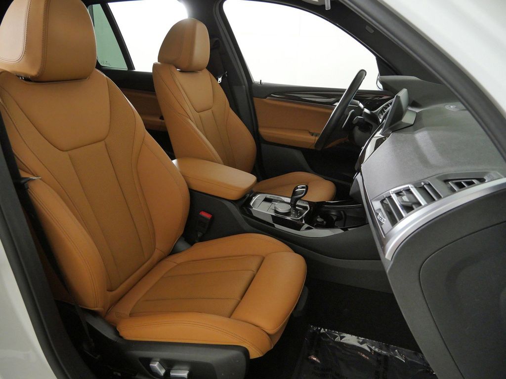 Thumbnail: 2023 BMW X3 - 26