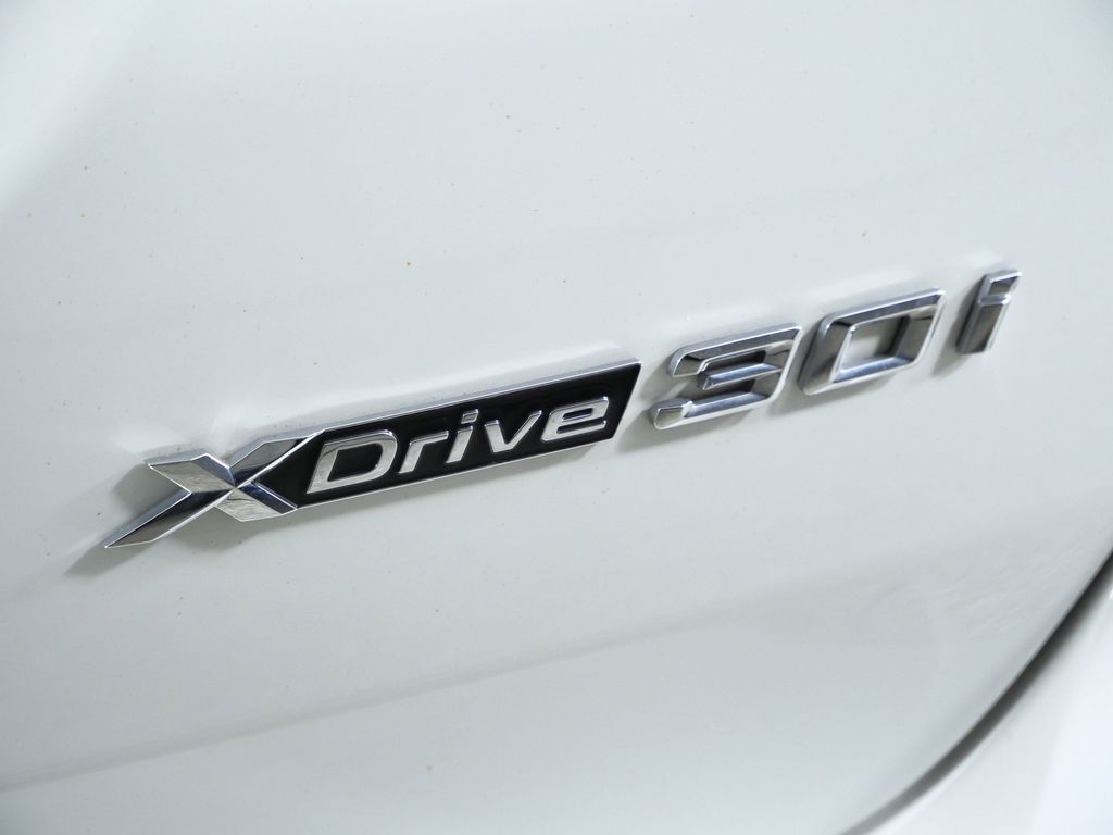 Thumbnail: 2023 BMW X3 - 15