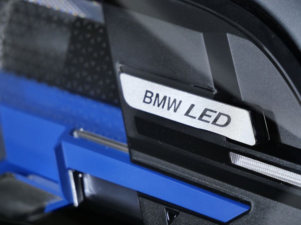 Thumbnail: 2026 BMW X5 - 4