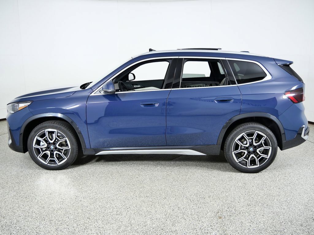 Thumbnail: 2026 BMW X1 - 17