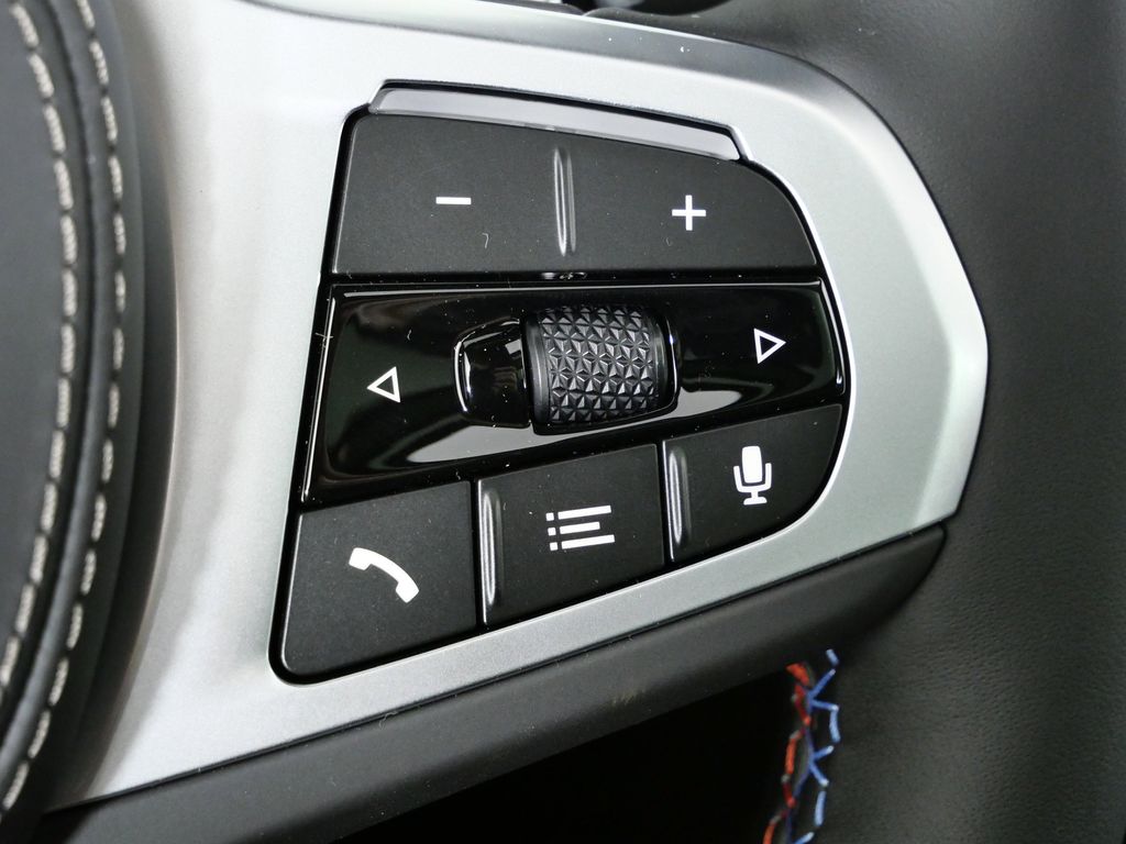 Thumbnail: 2026 BMW X5 - 42