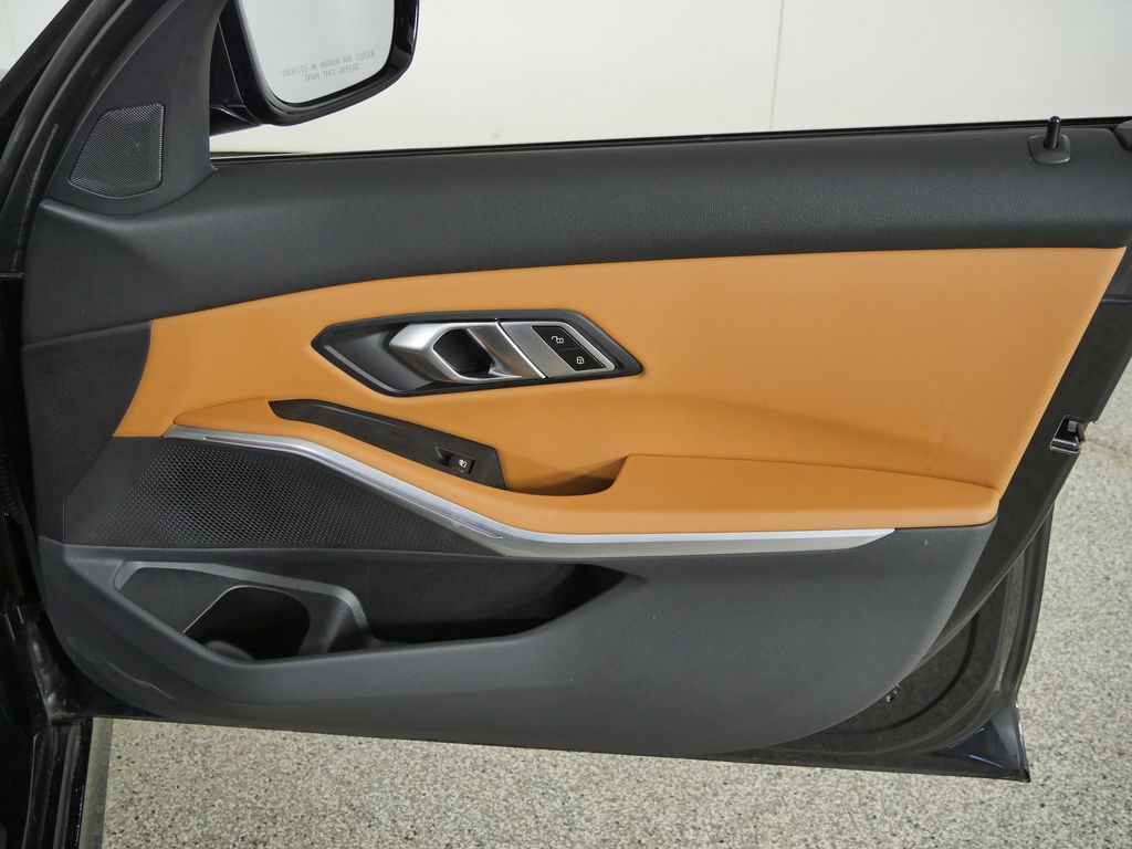 Thumbnail: 2022 BMW 3 Series - 20