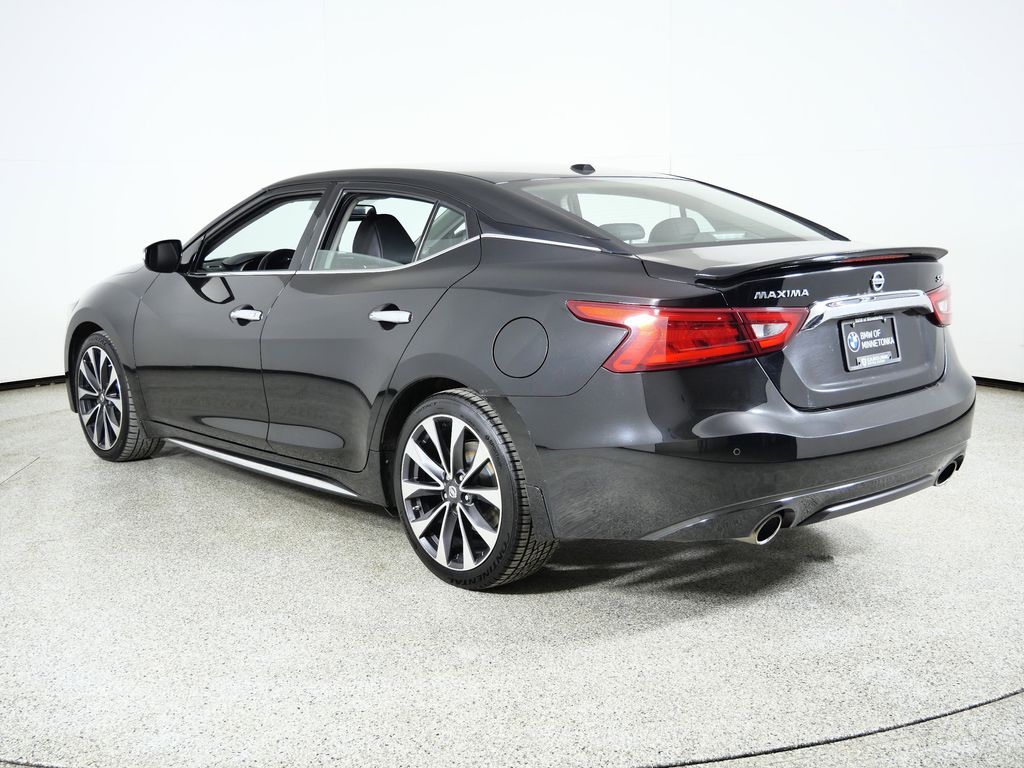 Thumbnail: 2016 Nissan Maxima - 15