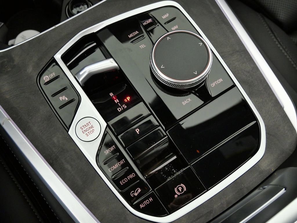 Thumbnail: 2026 BMW X5 - 50