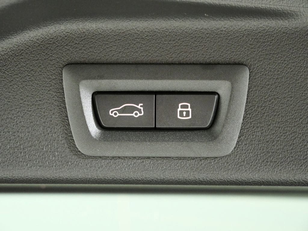 Thumbnail: 2026 BMW X5 - 32