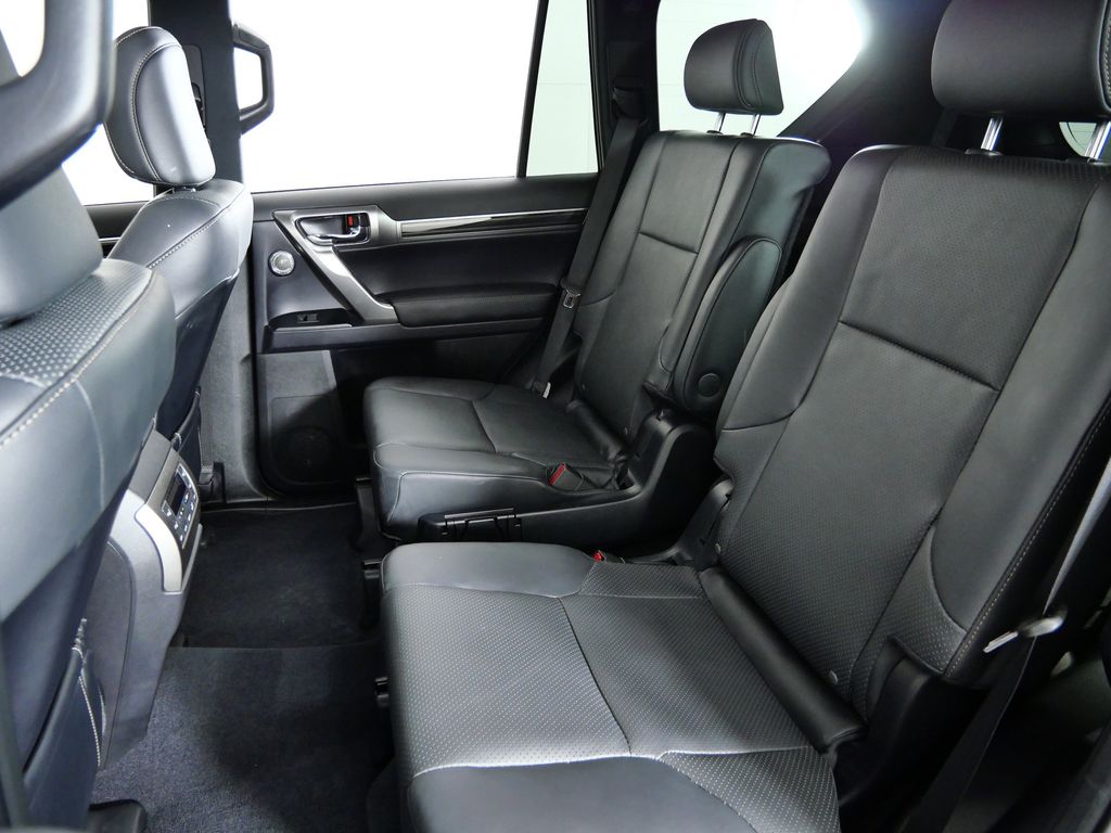 Thumbnail: 2023 Lexus GX - 31