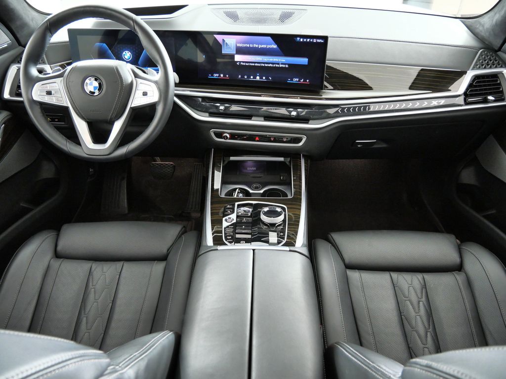 Thumbnail: 2024 BMW X7 - 6