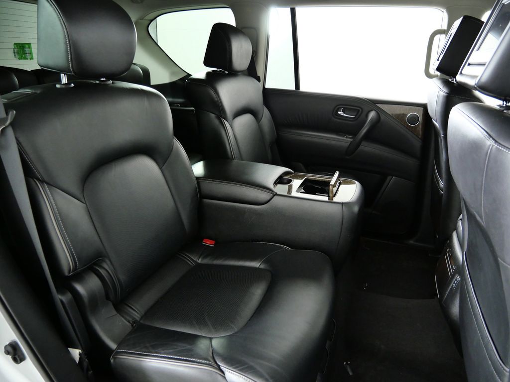 Thumbnail: 2015 INFINITI QX80 - 27