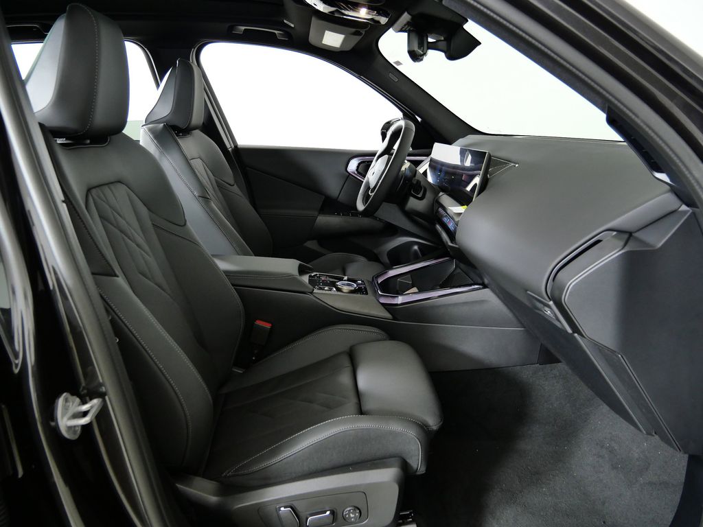 Thumbnail: 2025 BMW X3 - 21